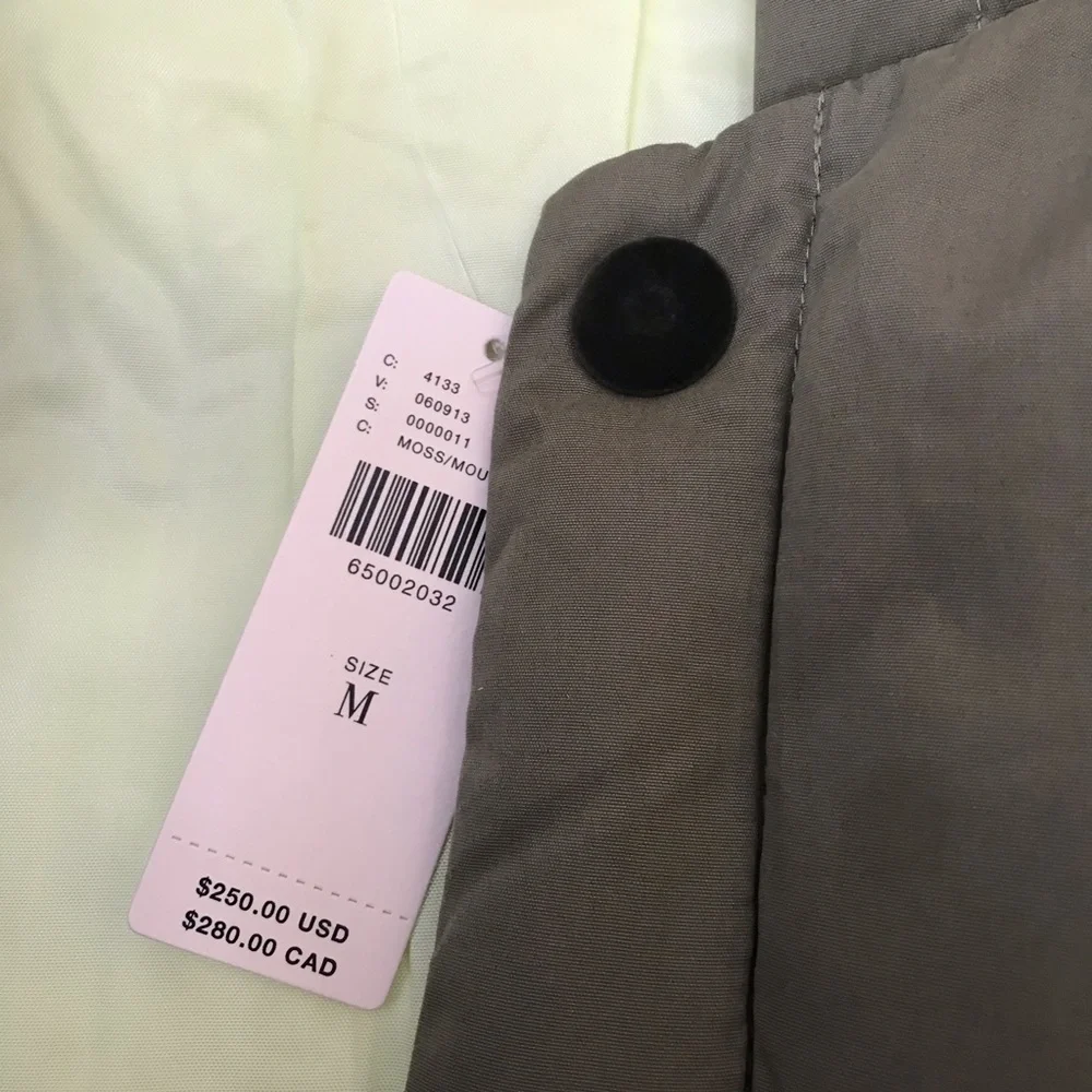 ONLY ONE LEFT!  NWT Anthropologie Oversized Puffer Coat. Moss color - Picture 10 of 11